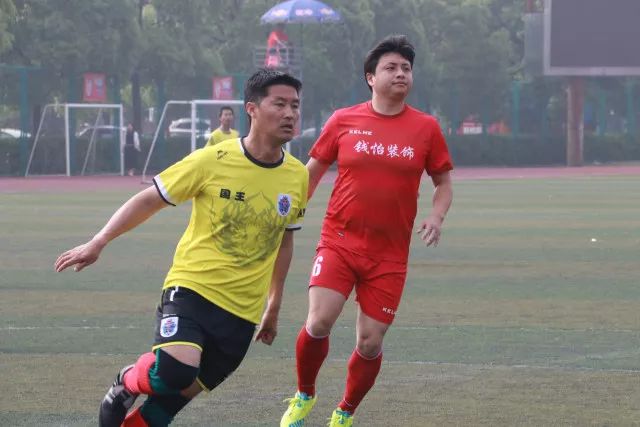 曝拜仁球员不理解为何无法控制比赛 同时也质疑主帅